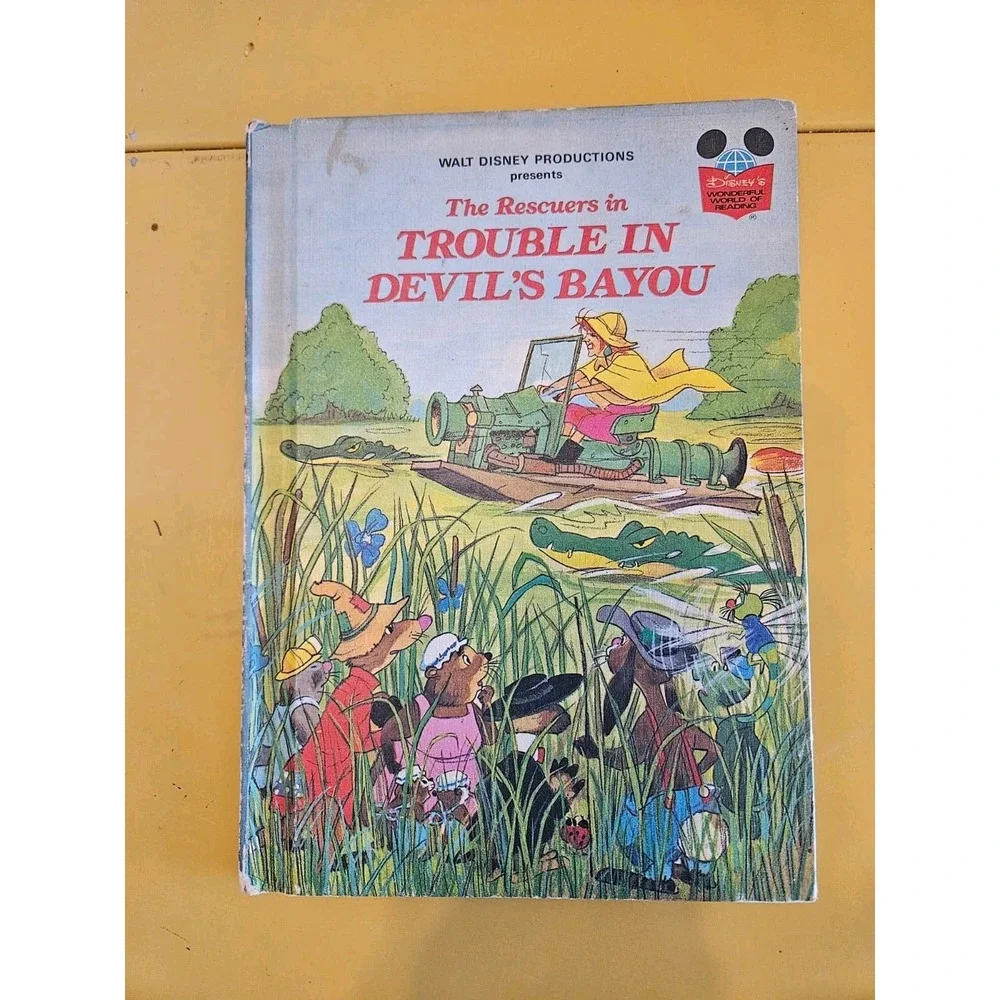 Vintage Disney's World Of Reading RESCUERS TROUBLE IN DEVILS BAYOU